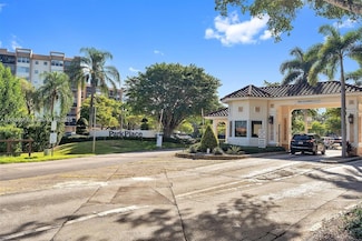 1300 Saint Charles Place Unit L12, Pembroke Pines, FL 33026