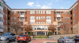10328 Sager Ave Unit 217, Fairfax, VA 22030