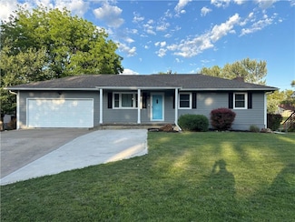 1015 S Elm St, Ottawa, KS 66067