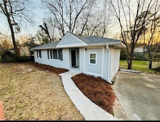 5921 Lawson St, Columbus, GA 31909