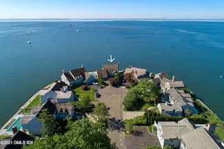 258 Dolphin Cove Quay, Stamford, CT 06902
