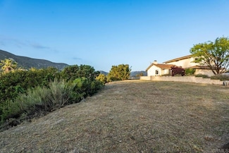 17249 Saint Helena Dr, Ramona, CA 92065
