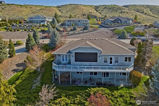 946 Briarwood Dr, East Wenatchee, WA 98802