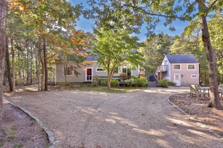 10 Dory Cir, Edgartown, MA 02539