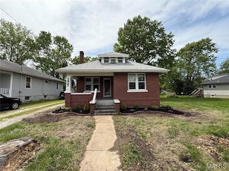 253 N Seminary St, Collinsville, IL 62234