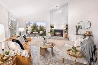 3211 Nassau St Unit 4, Everett, WA 98201