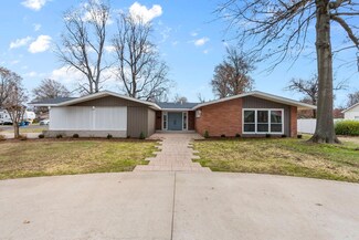 1401 Warde Rd, Charleston, MO 63834