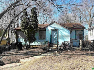 3235 Virginia St, Sioux City, IA 51104