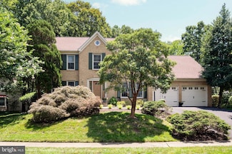 6909 Trillium Ln, Springfield, VA 22152