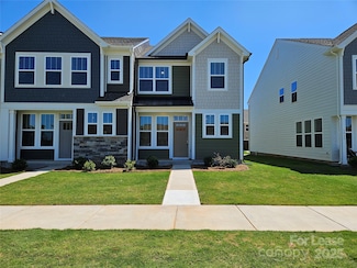 1027 S Point Rd, Belmont, NC 28012