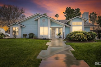 11201 Paddock Ave, Bakersfield, CA 93312