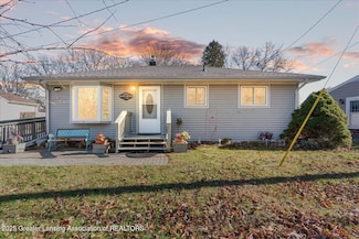 1972 Gunn Rd, Holt, MI 48842