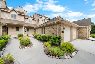 18004 Blue Heron Pointe Dr Unit 30, Northville, MI 48168