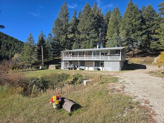 19 Promise Ln, Lewistown, MT 59457