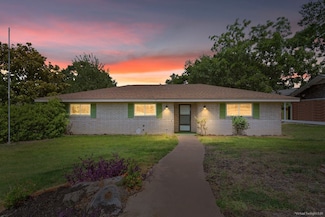 849 Arlington Dr, Woodway, TX 76712