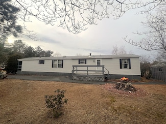 28 Washington Park, Carver, MA 02330