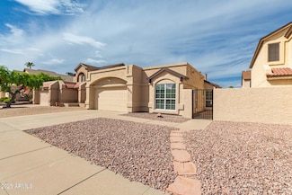 502 E Topeka Dr, Phoenix, AZ 85024