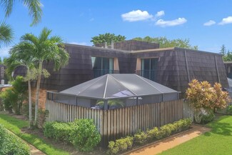 465 E Waverly Place Unit 8B, Vero Beach, FL 32960