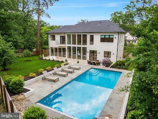 5914 Woodley Rd, McLean, VA 22101