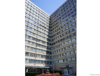 8900 E Jefferson Ave Unit 624, Detroit, MI 48214