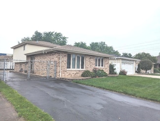 7542 Mason Ave, Burbank, IL 60459