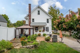 135 Main St, Meredith, NH 03253