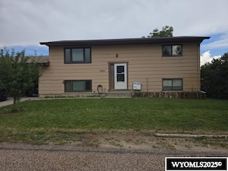 5055 Antelope Dr, Bar Nunn, WY 82601
