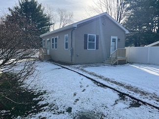 14 Cherry Rd Unit 1/2, Beverly, MA 01915