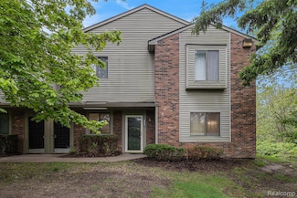 22221 Indian Creek Dr Unit 7, Farmington Hills, MI 48335