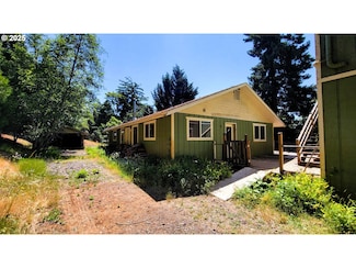 48495 Mcfarland Rd, Oakridge, OR 97463
