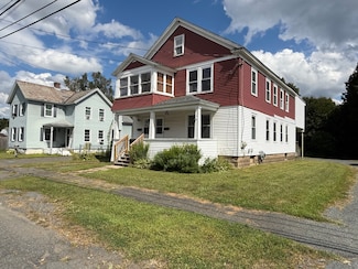 9 Crown St, Westfield, MA 01085