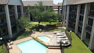 218 N Texas Blvd, Denton, TX 76201