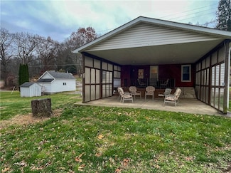 1007 Euclid School Rd, Butler, PA 16001