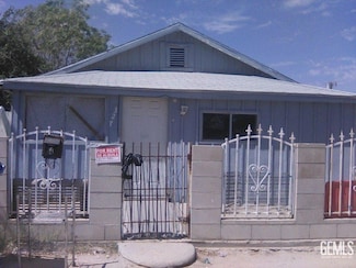 327 Olive Ave, Taft, CA 93268