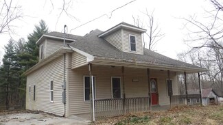 8517 E Pleasant Maple St, Carlisle, IN 47838