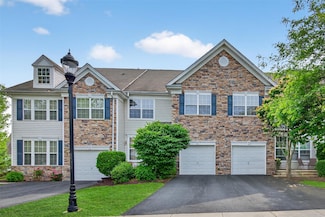 22 Ford Ct, Monroe, NY 10950