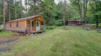 124 Sunset Cir, Wells, NY 12190