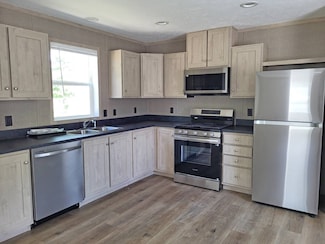 2404 N 8th St Unit 16, Red Oak, IA 51566