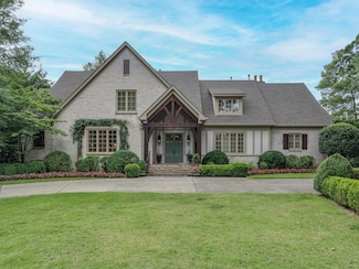4865 Roane Rd, Memphis, TN 38117