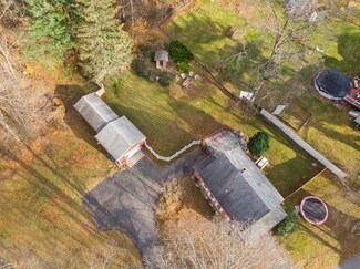 90 Pleasant St, Spencer, MA 01562