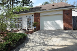 2 Cedar Branch Ct, Little Rock, AR 72223