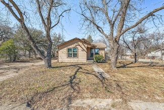 651 W Park St, Stephenville, TX 76401