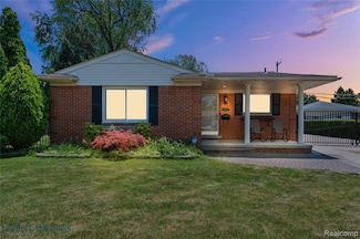 26411 W Warren St, Dearborn Heights, MI 48127