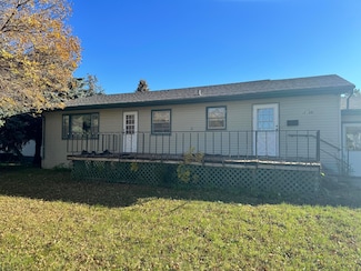 210 Oak St, Ipswich, SD 57451