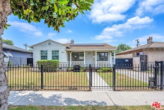 10448 W Zamora Ave, Los Angeles, CA 90002
