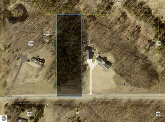 00 Potter Rd E, Traverse City, MI 49696