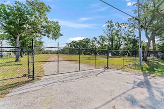 13025 Memorial Hwy, Tampa, FL 33635