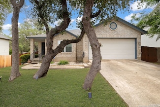 6326 Maverick Oak Dr, San Antonio, TX 78240