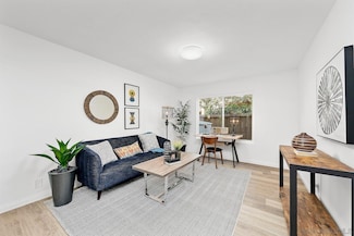 4015 Porte la Paz Unit 132, San Diego, CA 92122