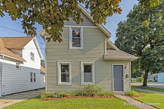 935 Watson St SW, Grand Rapids, MI 49504